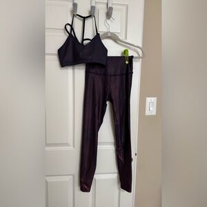 Beyond Yoga Black and Pink Activewear Set. Spot on set